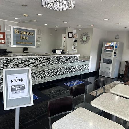 Rodeway Inn Florence - Cincinnati South Екстер'єр фото
